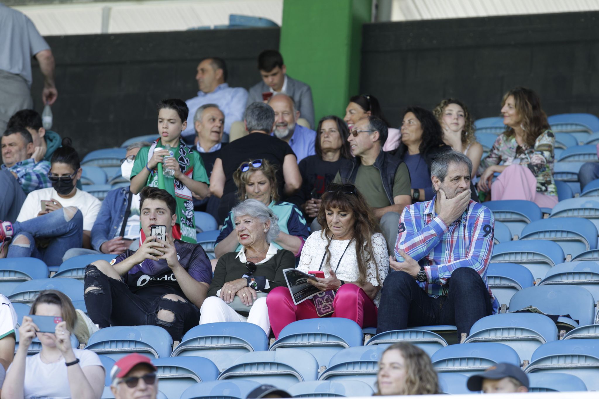 Fotos: Último partido del Racing de la temporada en los Campos de Sport