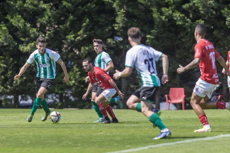 Fotos: Imágenes del partido del Rayo Cantabria contra el Laredo