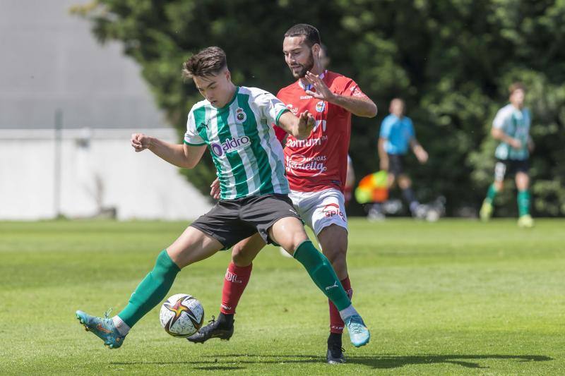 Fotos: Imágenes del partido del Rayo Cantabria contra el Laredo