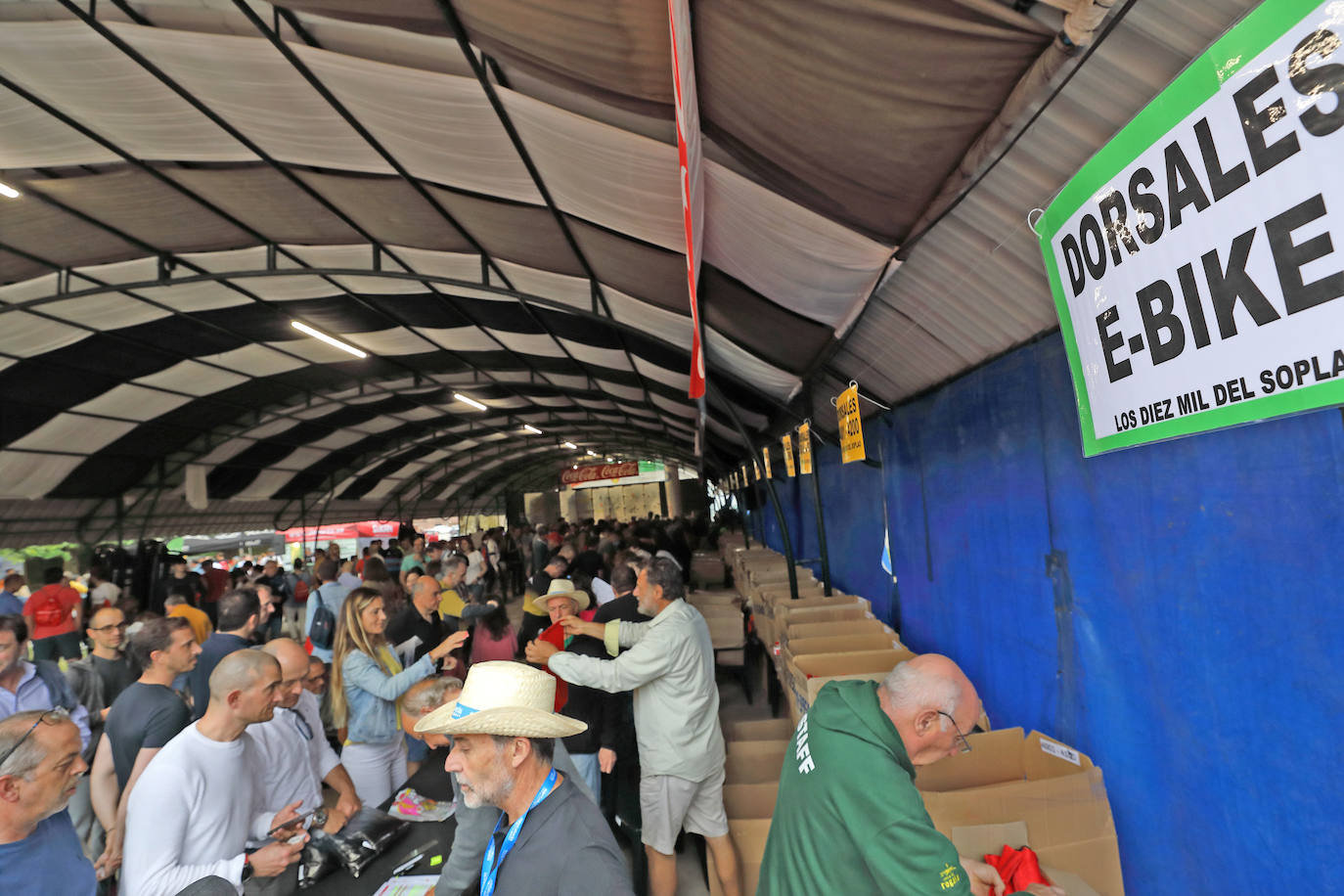 Fotos: La recogida de dorsales para Los 10.000 de El Soplao, en imágenes