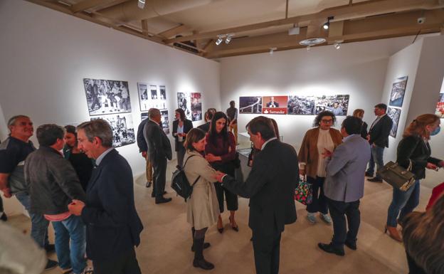 La exposición 'Crónica visual de Cantabria 1902-2022' podrá contemplarse en la sala Casyc Up hasta el próximo 26 de junio. 