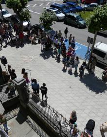 Imagen secundaria 2 - Laredo teje una red de solidaridad contra la violencia machista