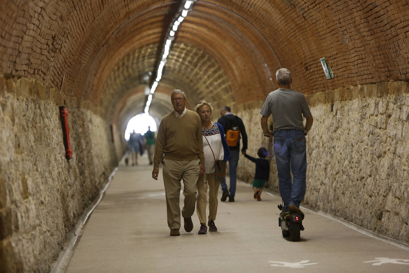 Fotos: Un paseo por el túnel