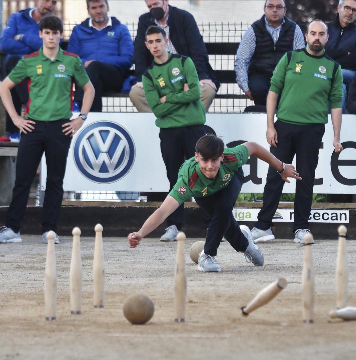 Ángel Pellón, al birle durante la Supercopa del miércoles pasado. 