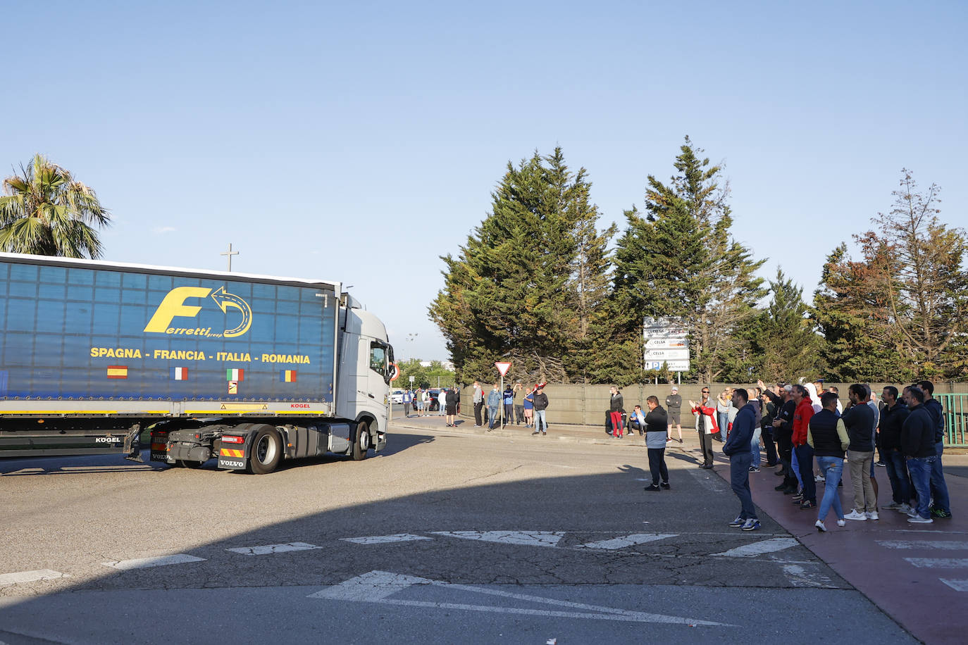 Fotos: La primera jornada de huelga del sector del metal en Cantabria, en imágenes