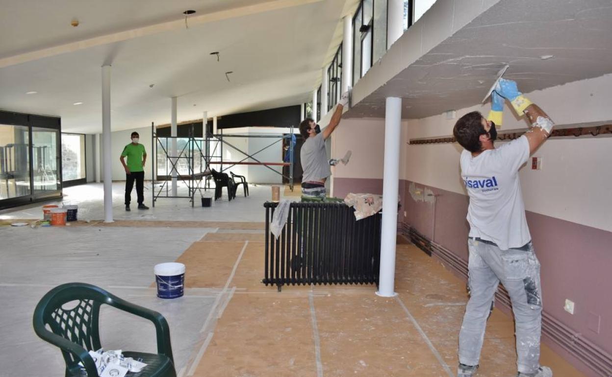 Tras las obras de reforma del edifici ahora se redactan las clausulas para adjudicar el servicio de hostelería.