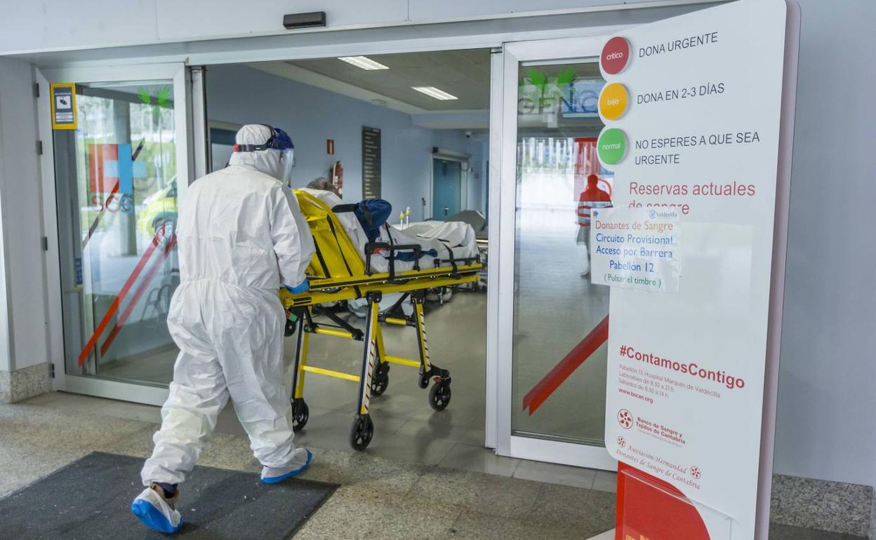Cantabria suma otra muerte por Covid pero descienden los hospitalizados