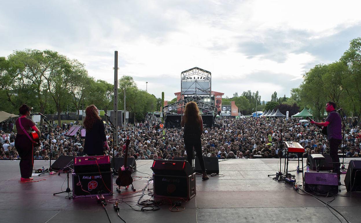 Azkena Rock celebra sus XX años por todo lo alto
