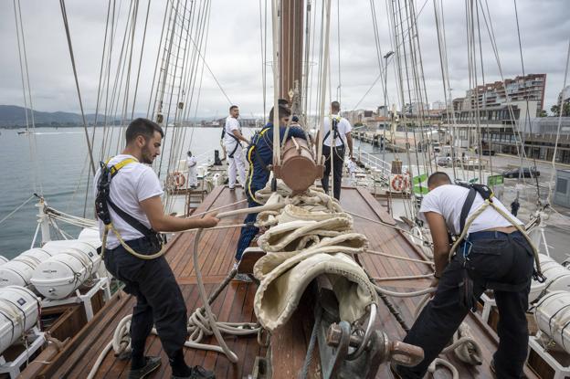 Elcano ya está en Santander