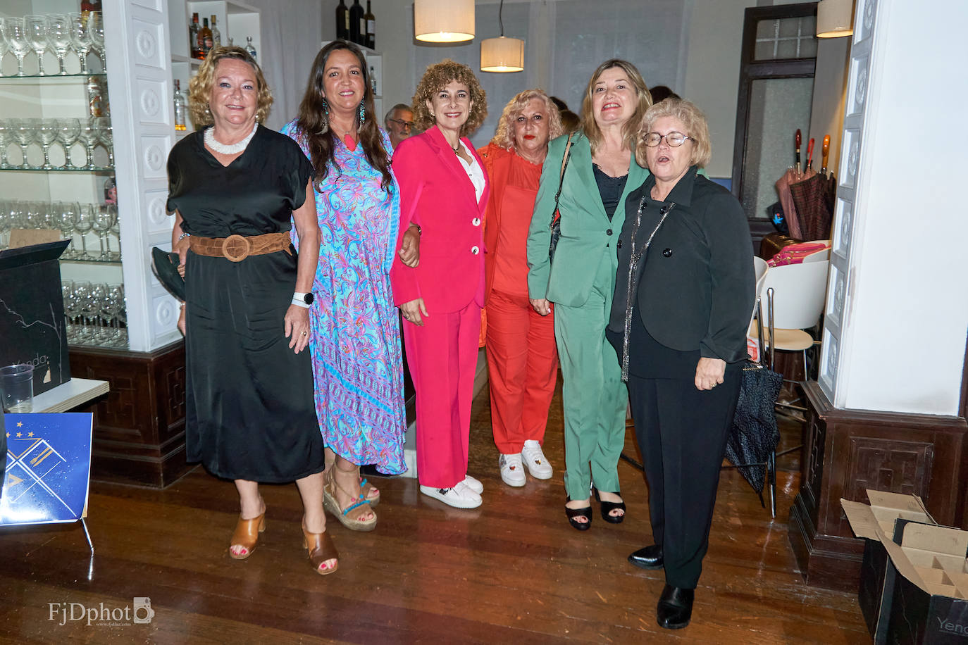 Marta Saiz Rejado, Yolanda Cobo, Inma Torrijos, MLuz Fernández, Elena Vicente y Chelo González.