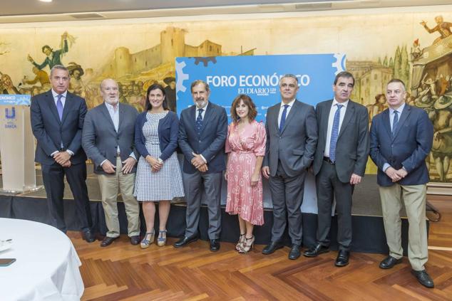 Enrique Cuartas, Mariano Linares, Gema Igual, Ignacio Marco-Gardoqui, Ana Belén Álvarez, Javier García Esperanza, Ignacio Pérez e Íñigo Noriega.