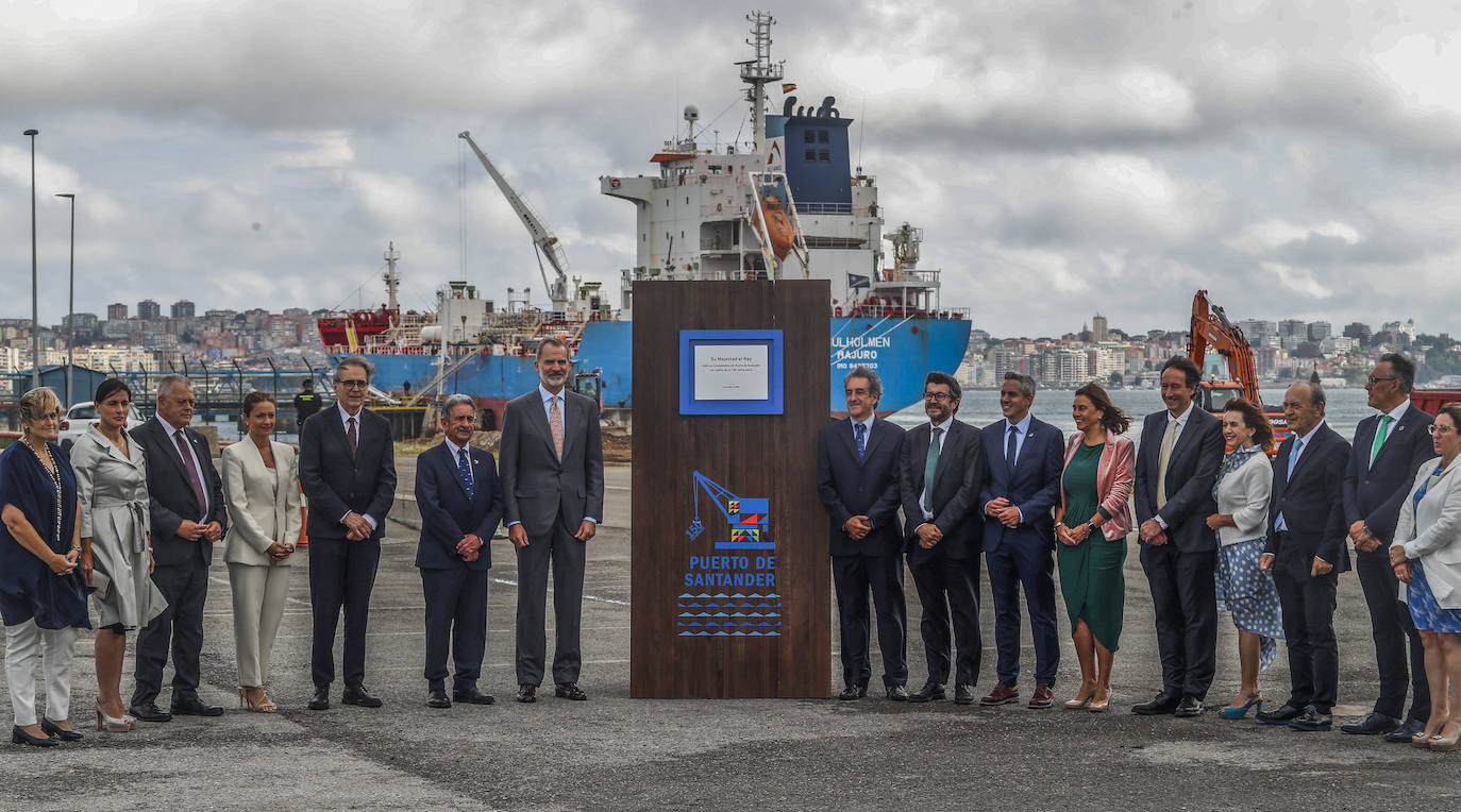 Fotos: El Rey visita el Puerto de Santander en su 150 aniversario