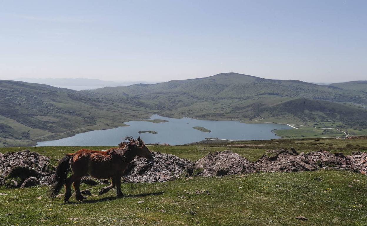 Montes de Sierra del Escudo donde se realizará el parque eólico de El Escudo