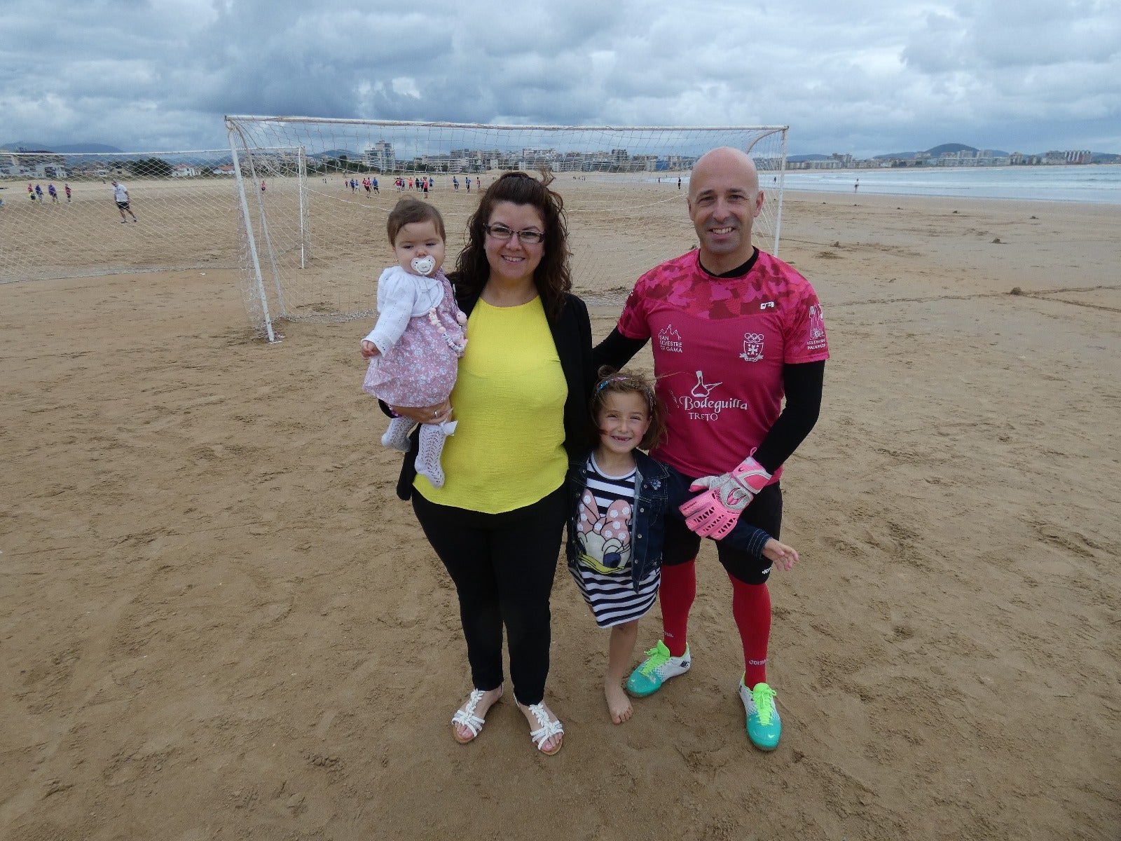 Fotos: Imágenes del Torneo de Fútbol Playa Memorial Miguel Ángel Hoya, en la Salvé