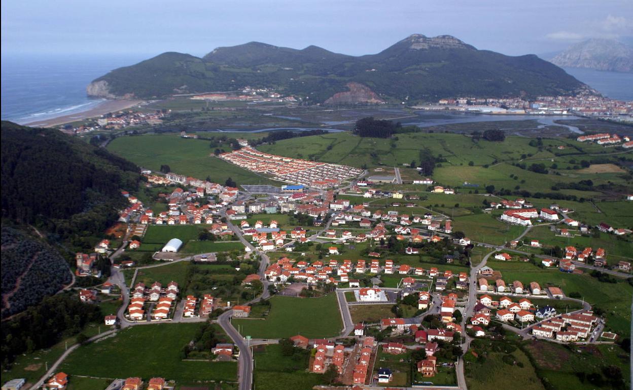 Vista general de archivo de Argoños.