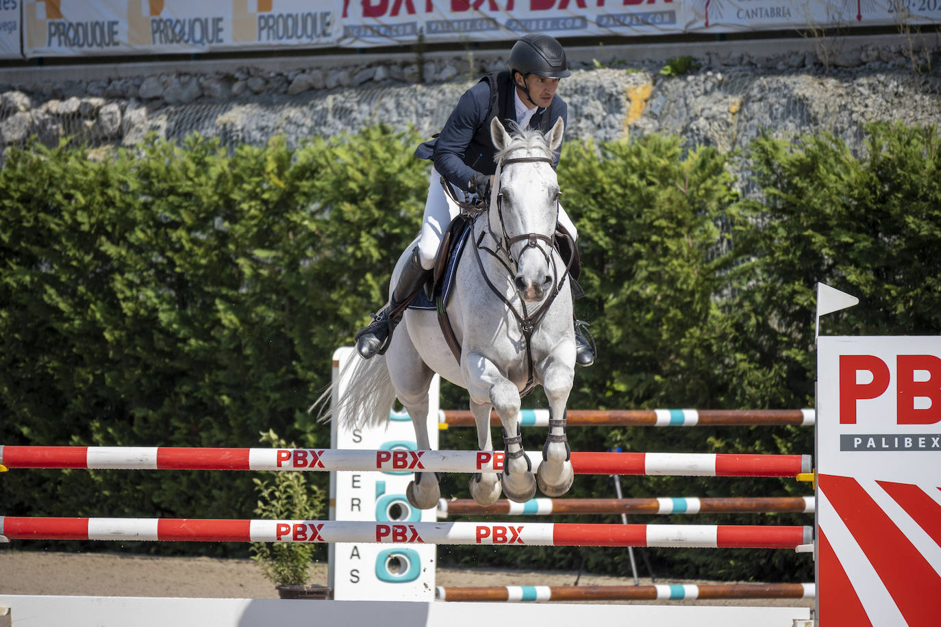 Fotos: Imágenes de la segunda jornada del Concurso de Saltos Internacional de Heras