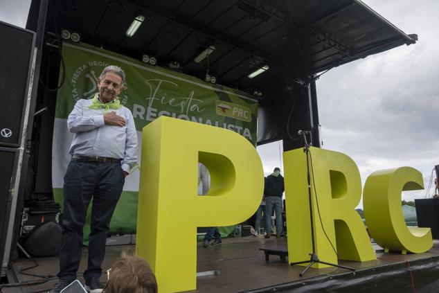 La fiesta en Latas congregó numeroso público.