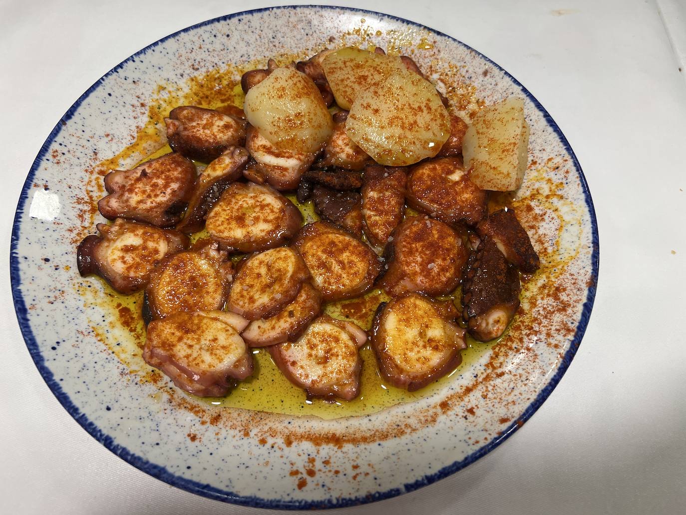 Fotos: Selecto picoteo, antesala de pescados y mariscos en La Mayor de Juan de la Cosa