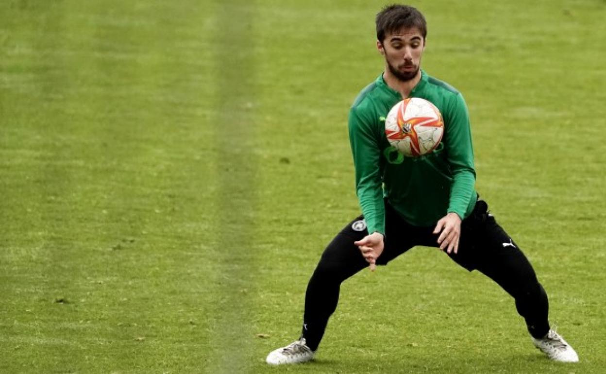 Sergio Marcos llega a un acuerdo con el Racing para rescindir su contrato