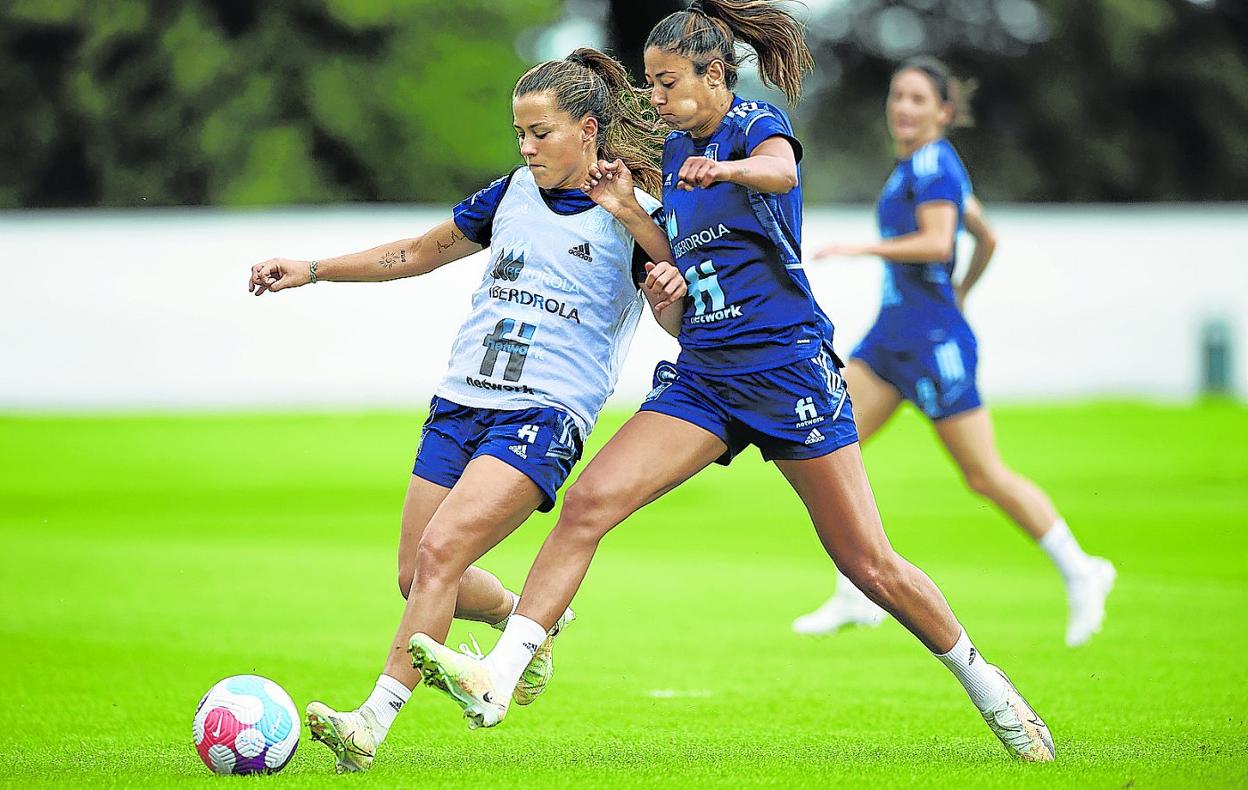 Claudia Pina y Leila Ouahabi, durante un entrenamiento.