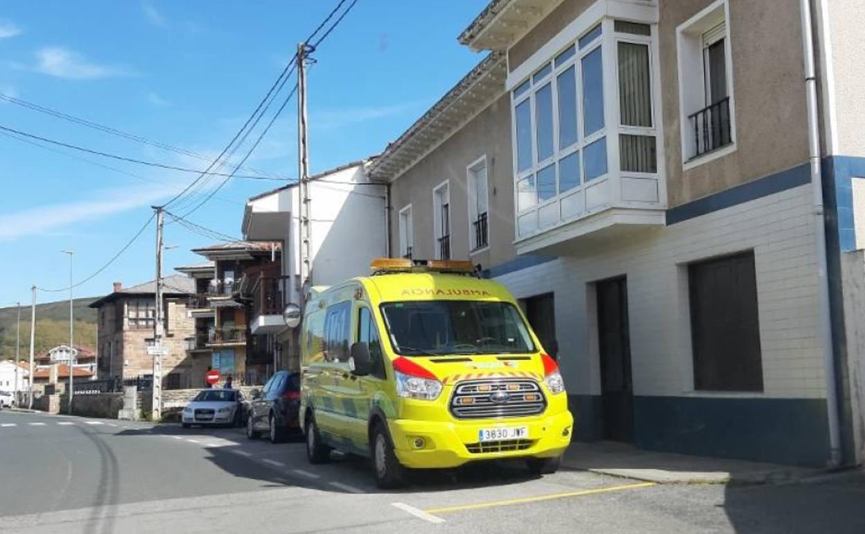 Sede de la ambulancia en Arenas de Iguña.