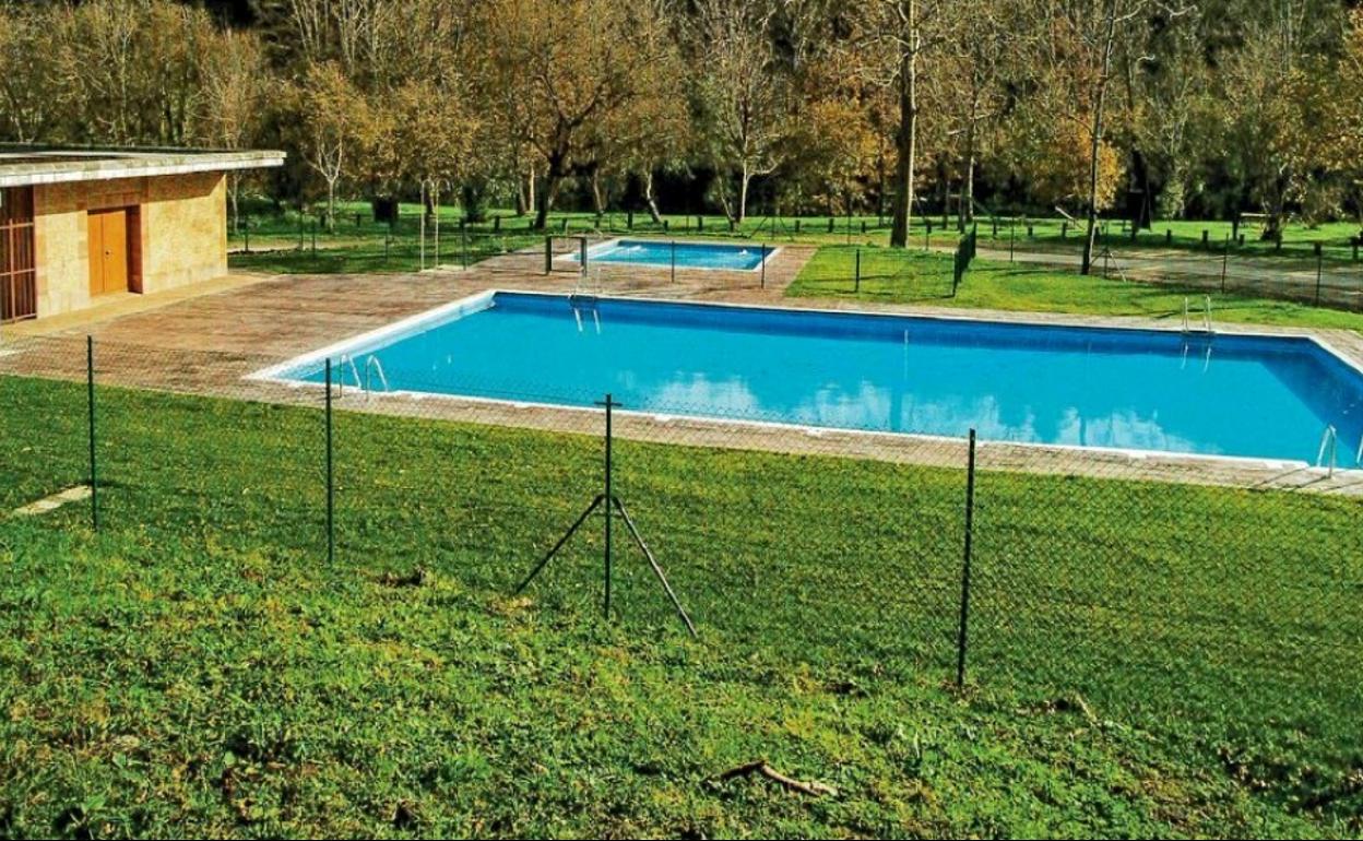 La piscina de Ramales estrena el verano con una jornada de puertas abiertas