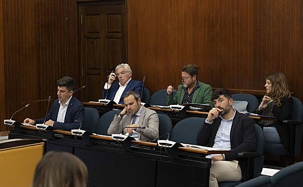 La oposición y Cs acuerdan la creación de la comisión de investigación sobre las basuras