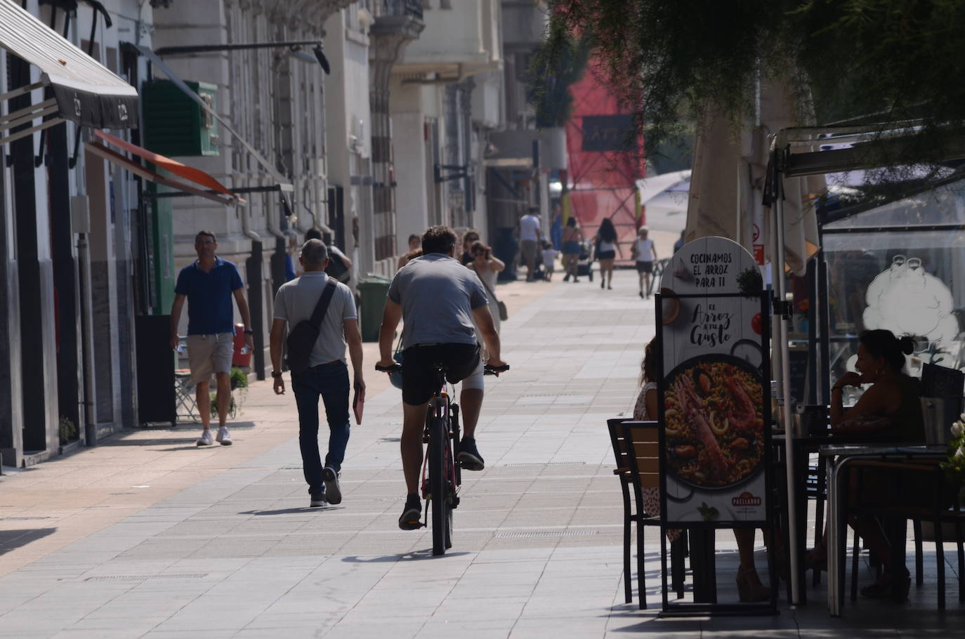 Cantabria se achicharra y San Felices de Buelna registra la temperatura máxima del país (38,4º).