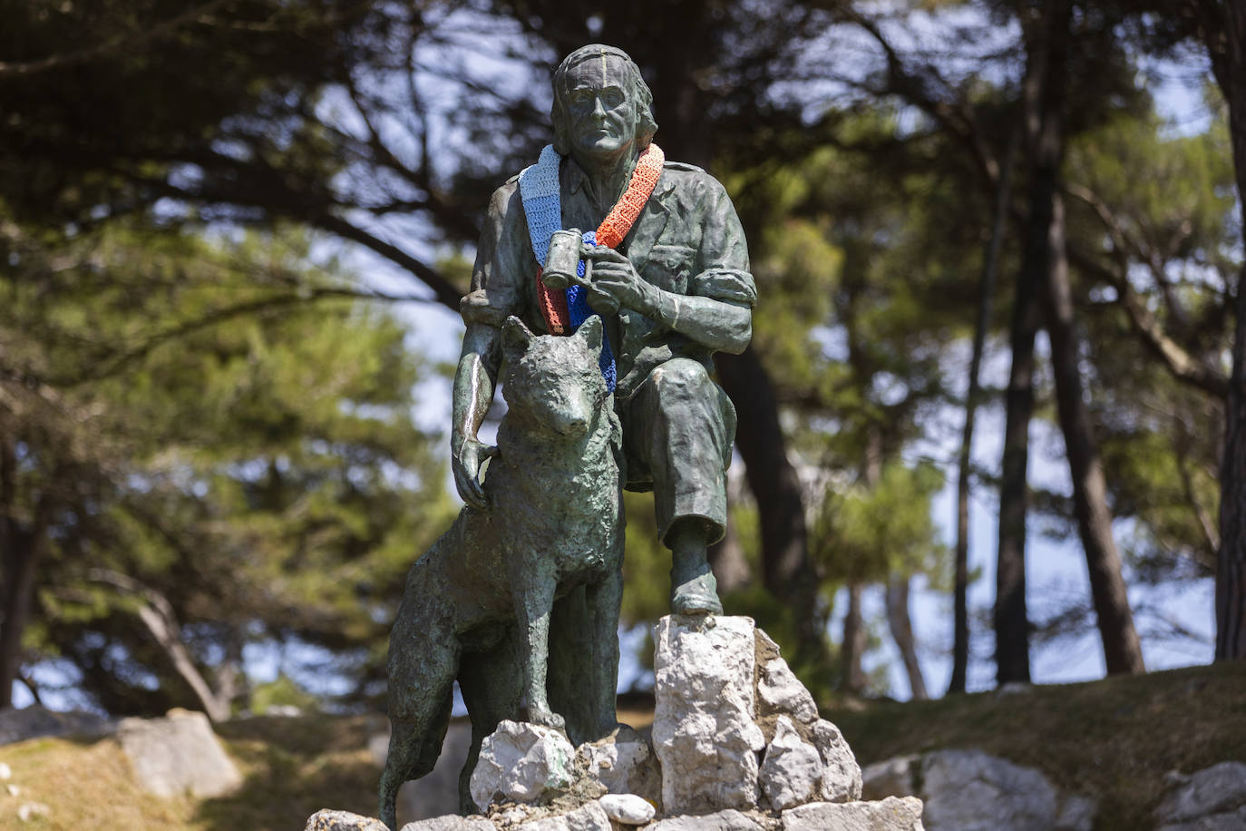 Fotos: Bufandas contra el cambio climático