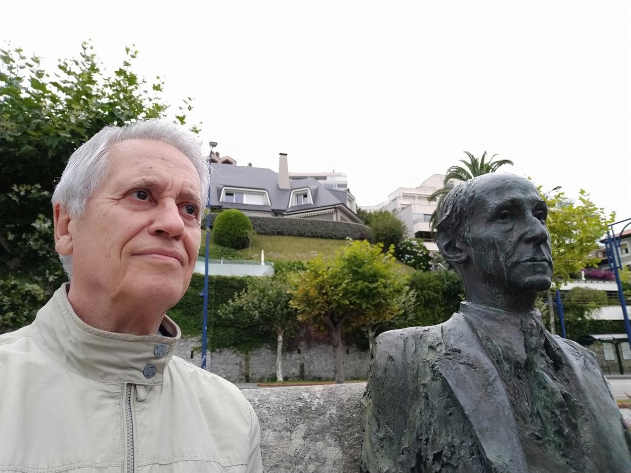 El escritor burgalés hablará esta tarde de su nueva novela en la Casa de Cultura de La Concha de Villaescusa.