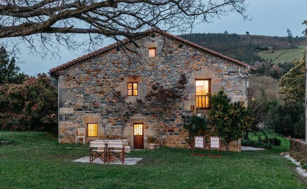 La espectacular casa rural «que visitan muchos vascos» y no es como las demás