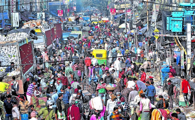 Calcuta. Mercado en la ciudad india, que tiene 15 millones de habitantes, gran parte de ellos sin censar. 