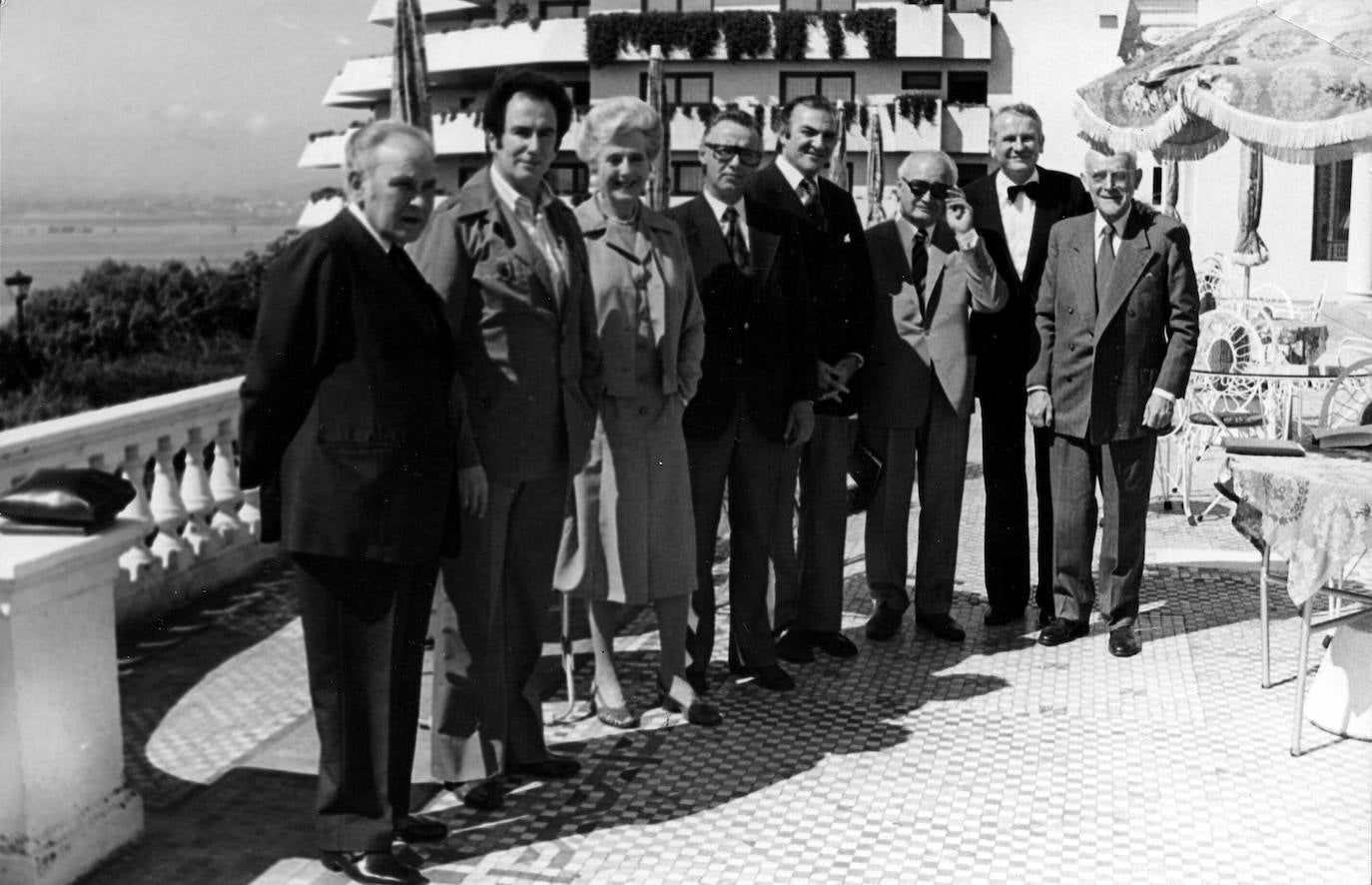 1976. Federico Sopeña, Manuel Valcárcel, Valentina Kamenikova, Henri Gautier y Witold Malcuzynski formaron parte del jurado en la segunda edición.