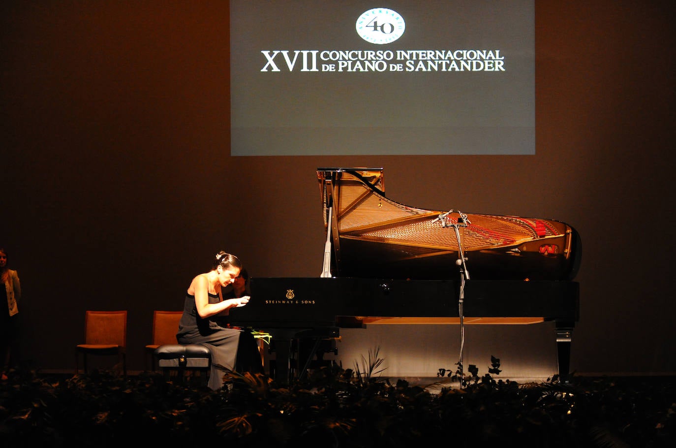 2012. Tamar Beraia, tercer premio ex aequo del Concurso Internacional de Piano de Santander, durante su interpretación tras la entrega de premios.