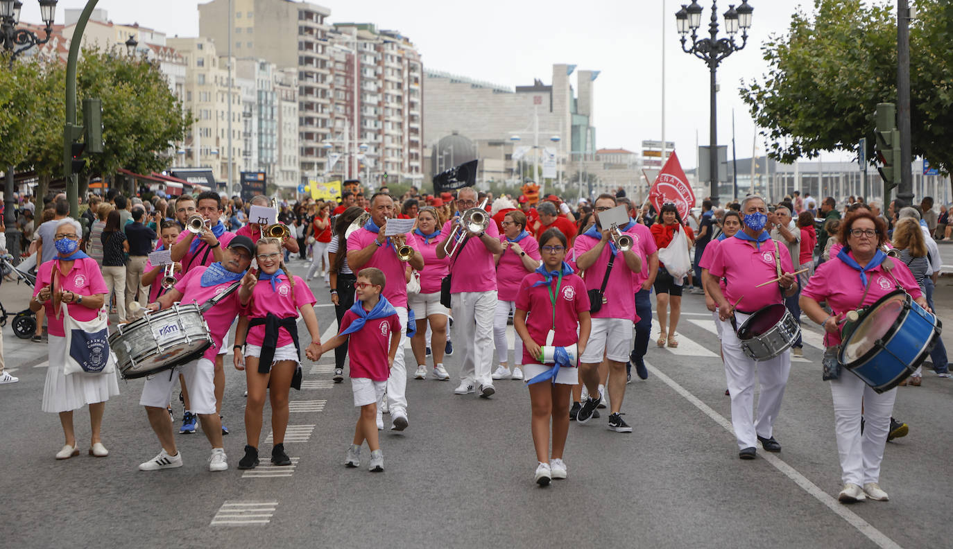 Fotos: Las mejores imágenes del pasacalles