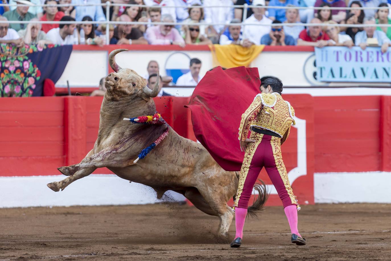 Fotos: La primera corrida de Feria, en imágenes