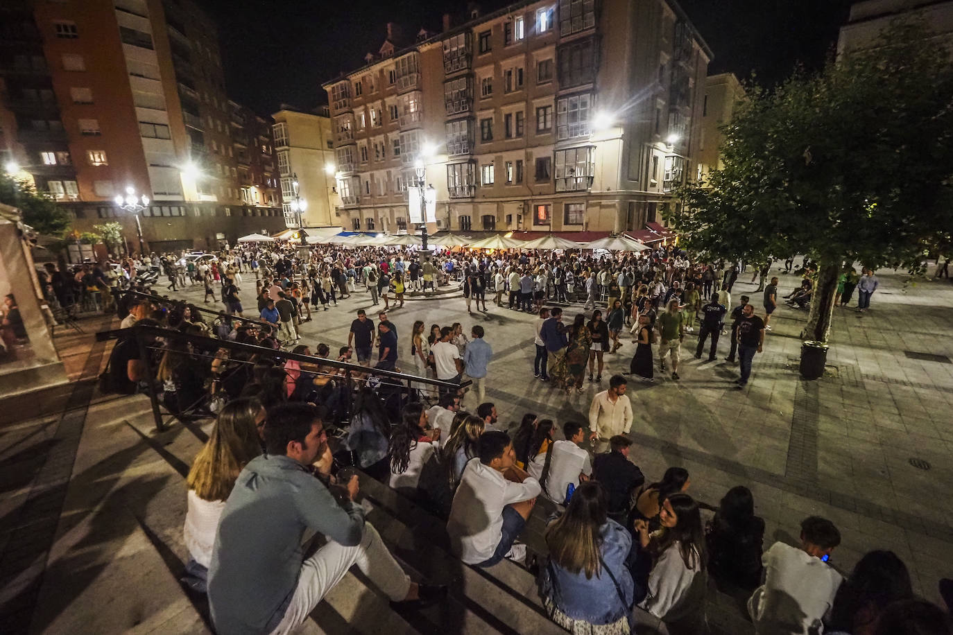 Fotos: Noche vigilada a caballo en Santander