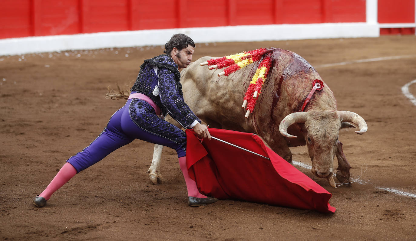 Fotos: Las mejores imágenes de la tarde de toros en Santander