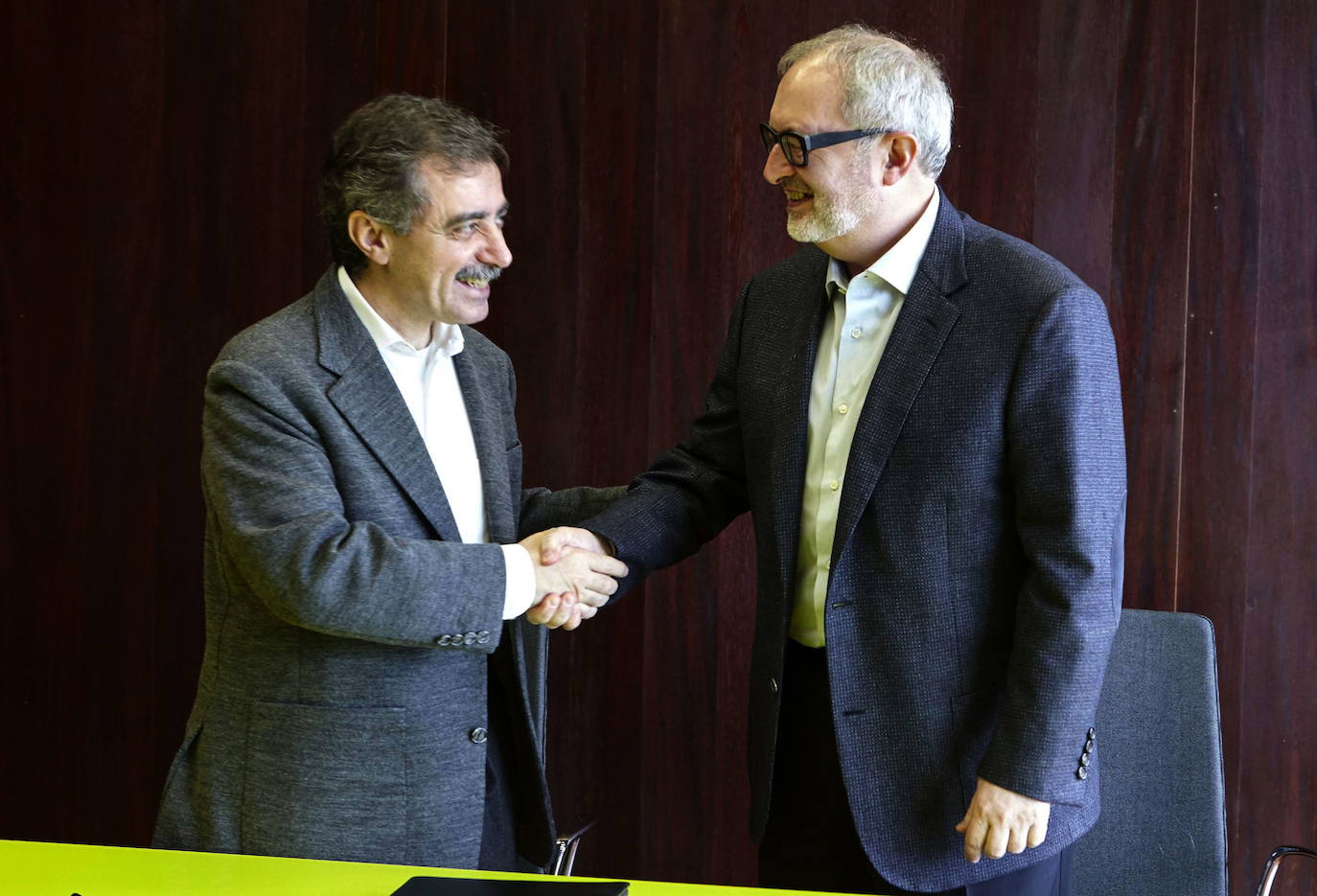 2015. Manuel Borja-Villel y José María Lafuente firmaron un protocolo desarrollar el acuerdo entre las partes