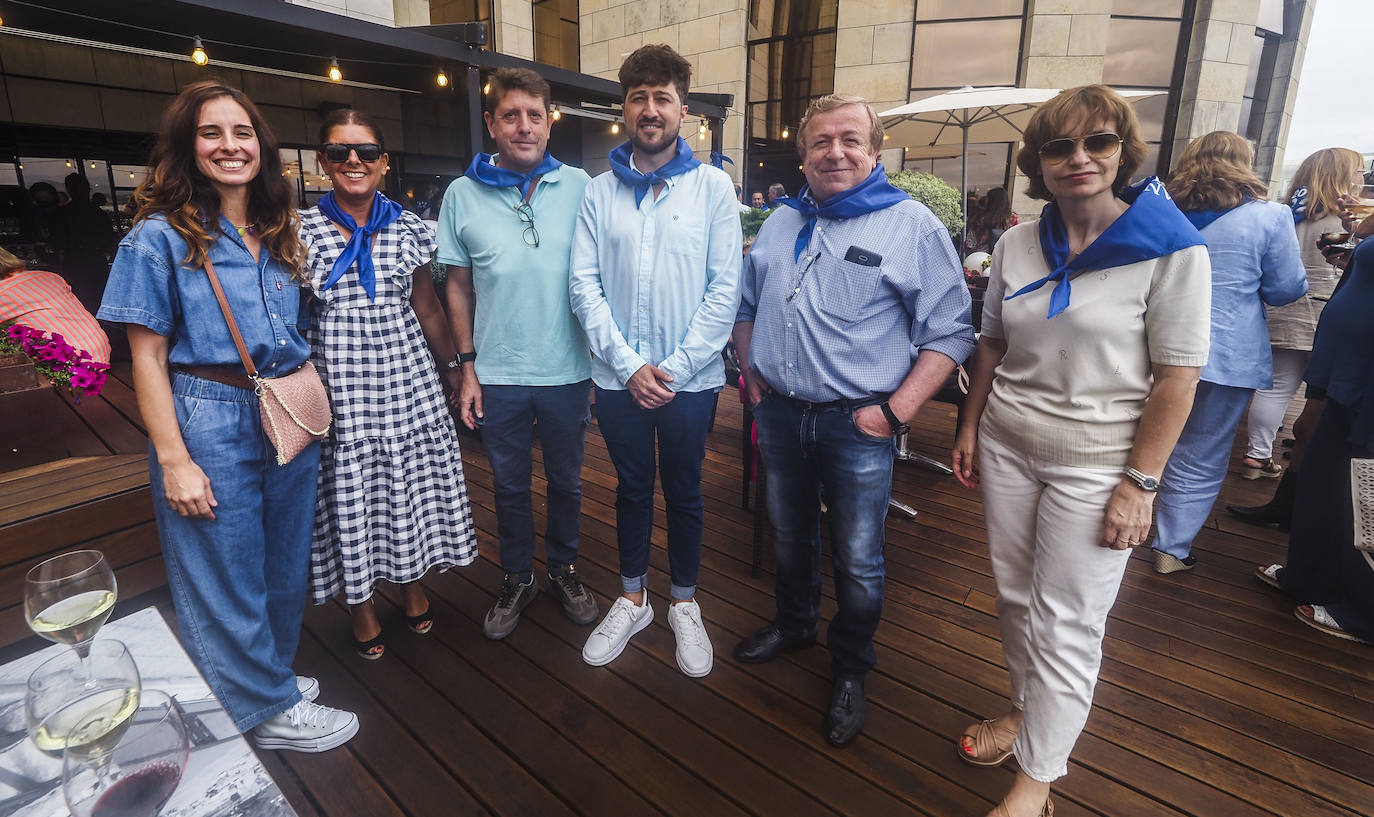 Angélica Guadalupe, Henar Scheilch, José Antonio Lamadrid, Javier Gómez, José Manuel Bustillo y Ana Sánchez.