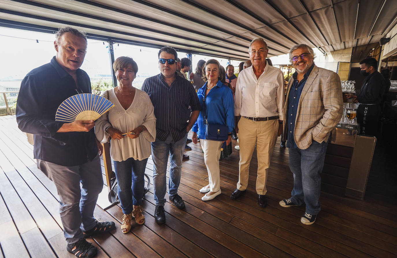 Raúl Gómez Samperio, Ana Santamatilde Prieto, Aser Falagán, Ana María Villalobos, Alberto Cuartas y Félix Modroño.