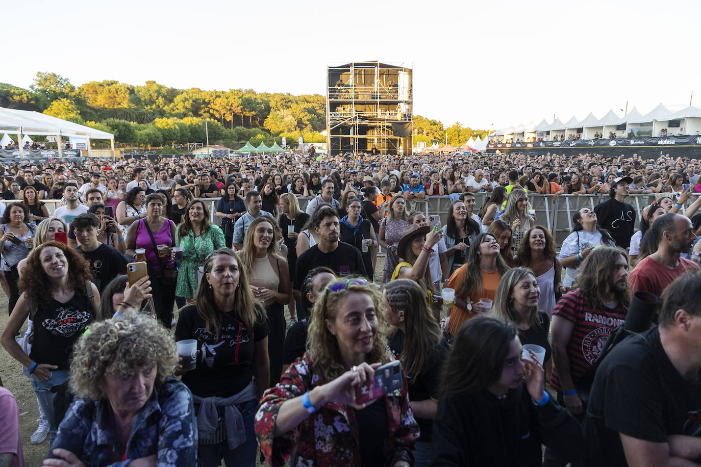 Fotos: Rulo cierra por todo lo alto los conciertos de Magdalena en Vivo