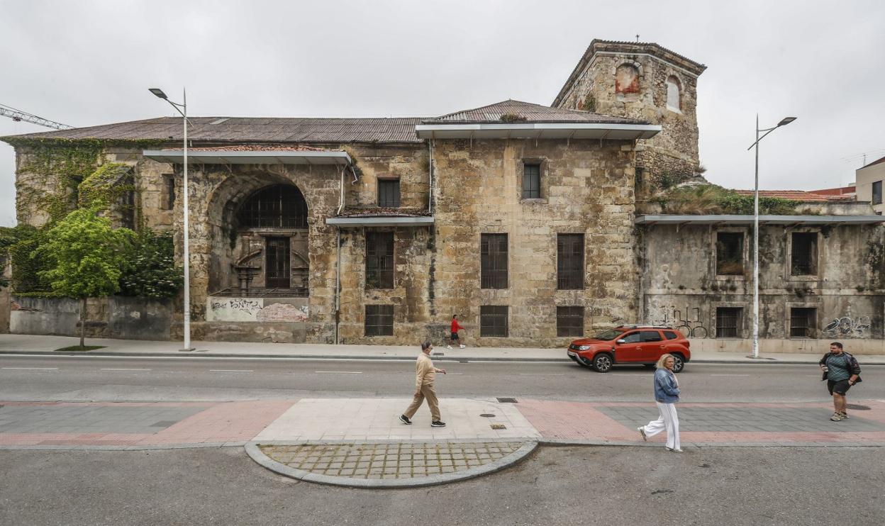 El convento de Las Clarisas arrastra dos concursos desiertos para su rehabilitación.