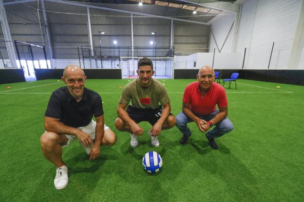 Pedro Munitis, Álvaro González y Manolo Higuera son junto a Sergio Canales, Dani Raba y Gonzalo Colsa los promotores de Futbox. 