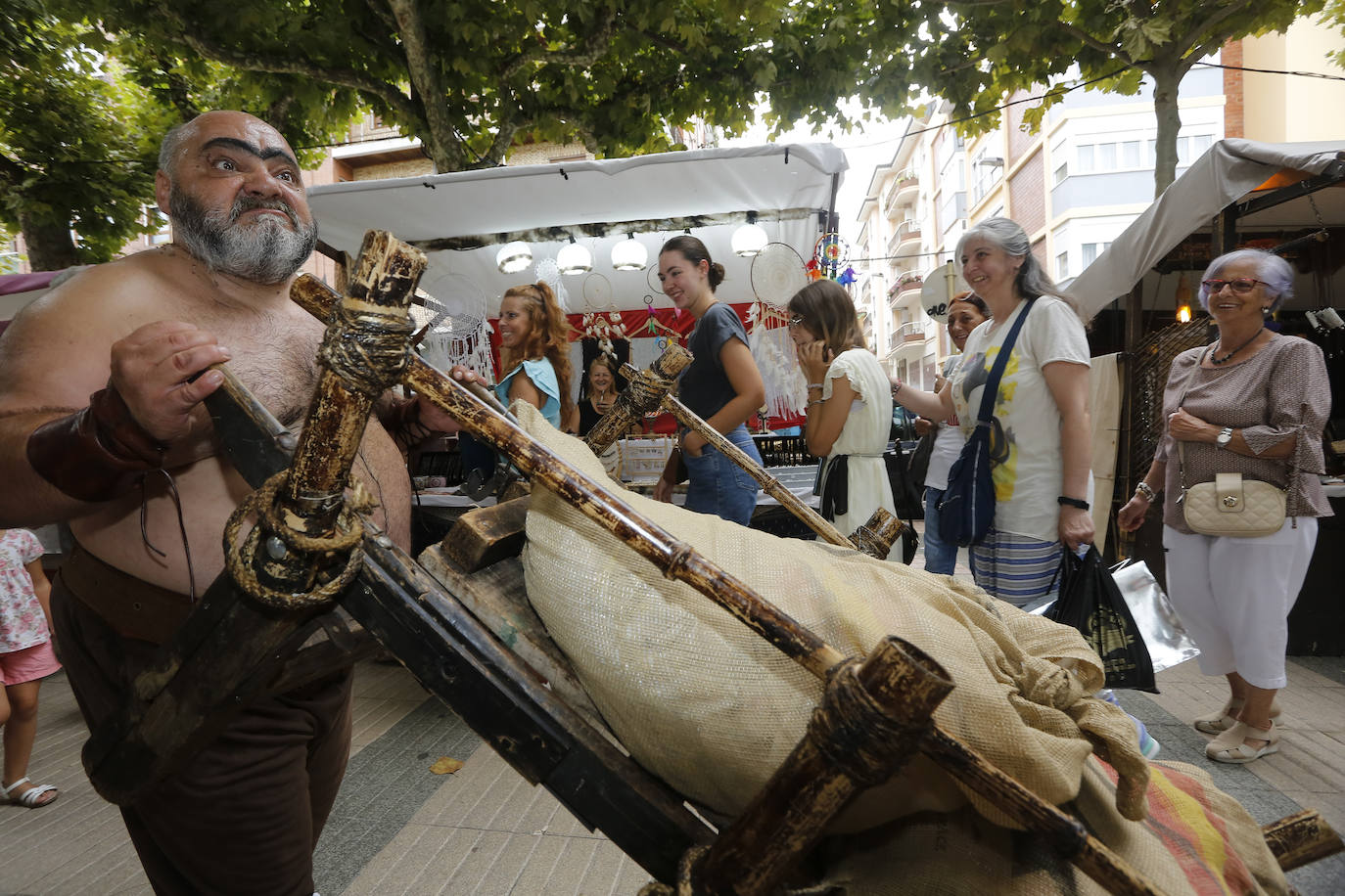 Fotos: Mercado renacentista en Torrelavega