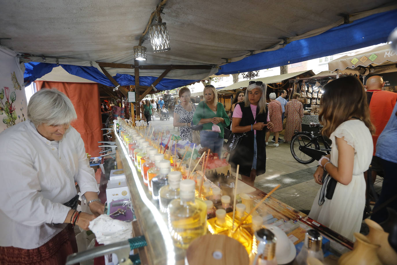 Fotos: Mercado renacentista en Torrelavega