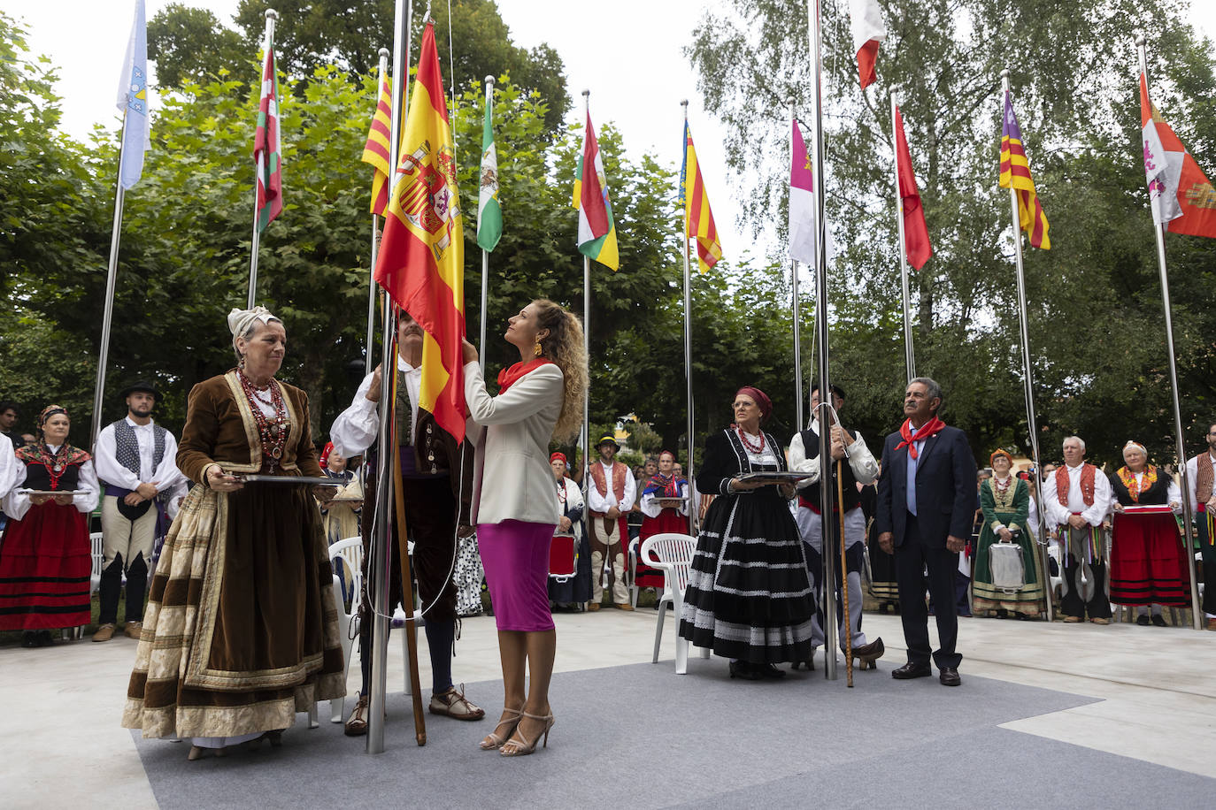 Fotos: El Día de Cantabria celebra su 56 edición