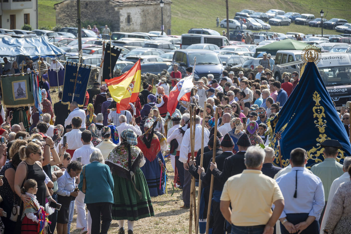 Fotos: Los pasiegos honran a la Virgen de Valvanuz