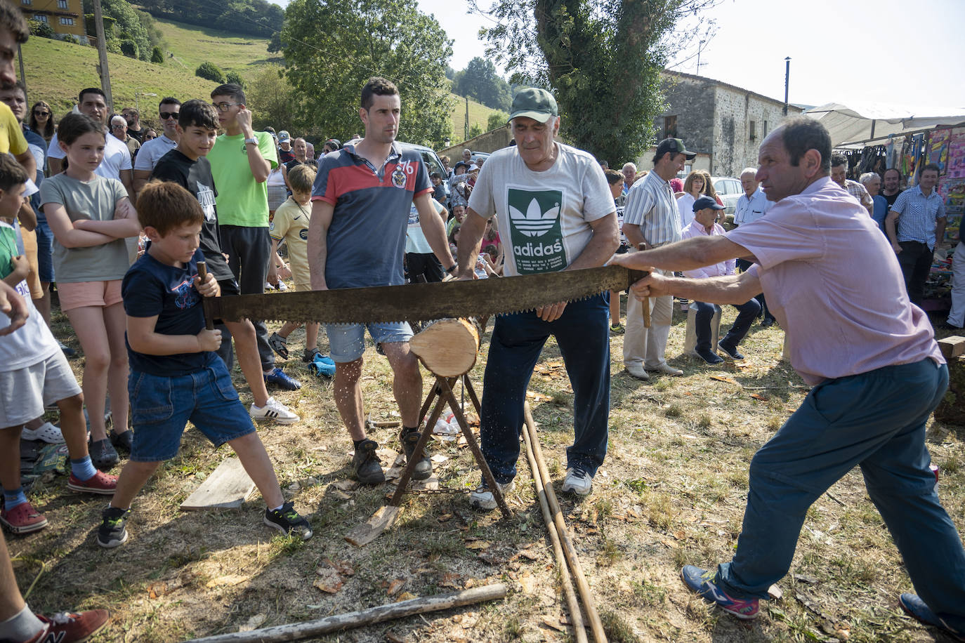 Fotos: Los pasiegos honran a la Virgen de Valvanuz