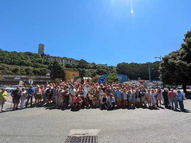 Unas 200 personas han participado en el acto de este viernes